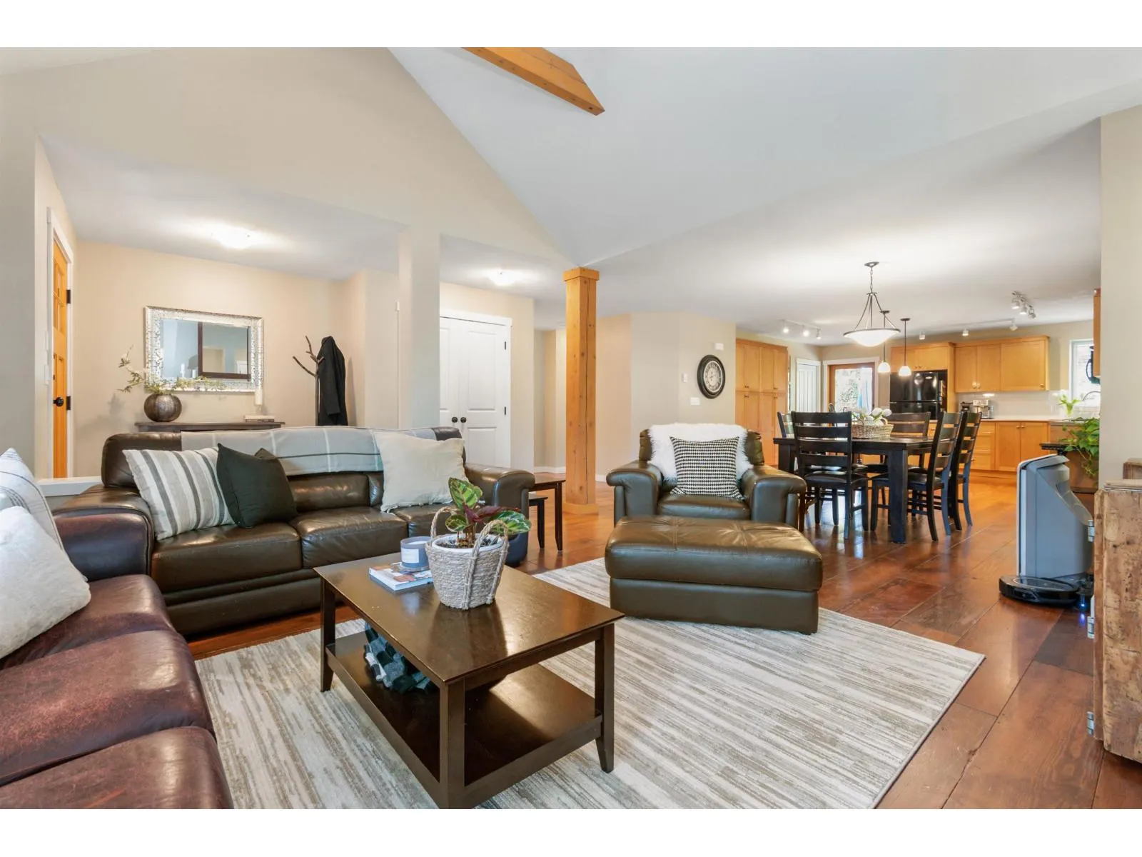 1829 MOSSY GREEN WAY|Cultus Lake South