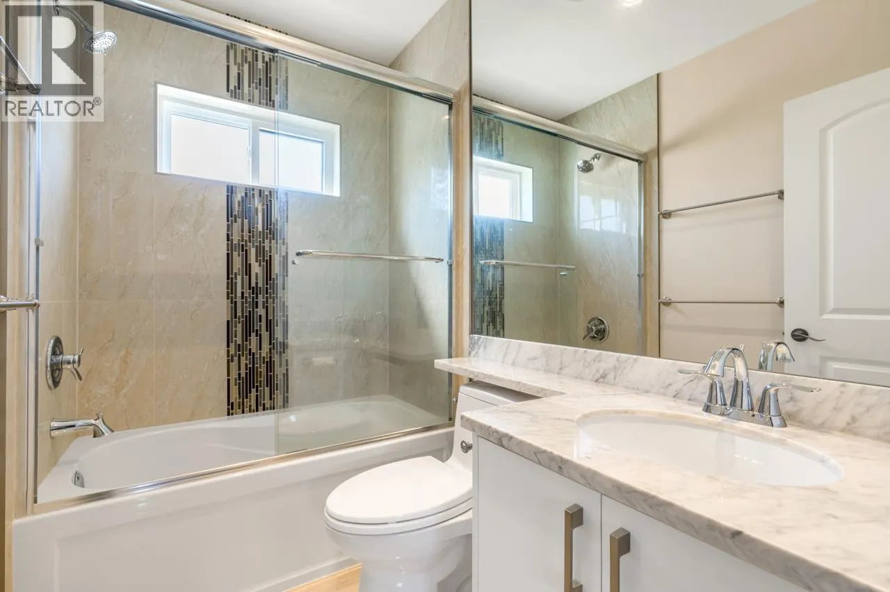 4591 TRIMARAN DRIVE