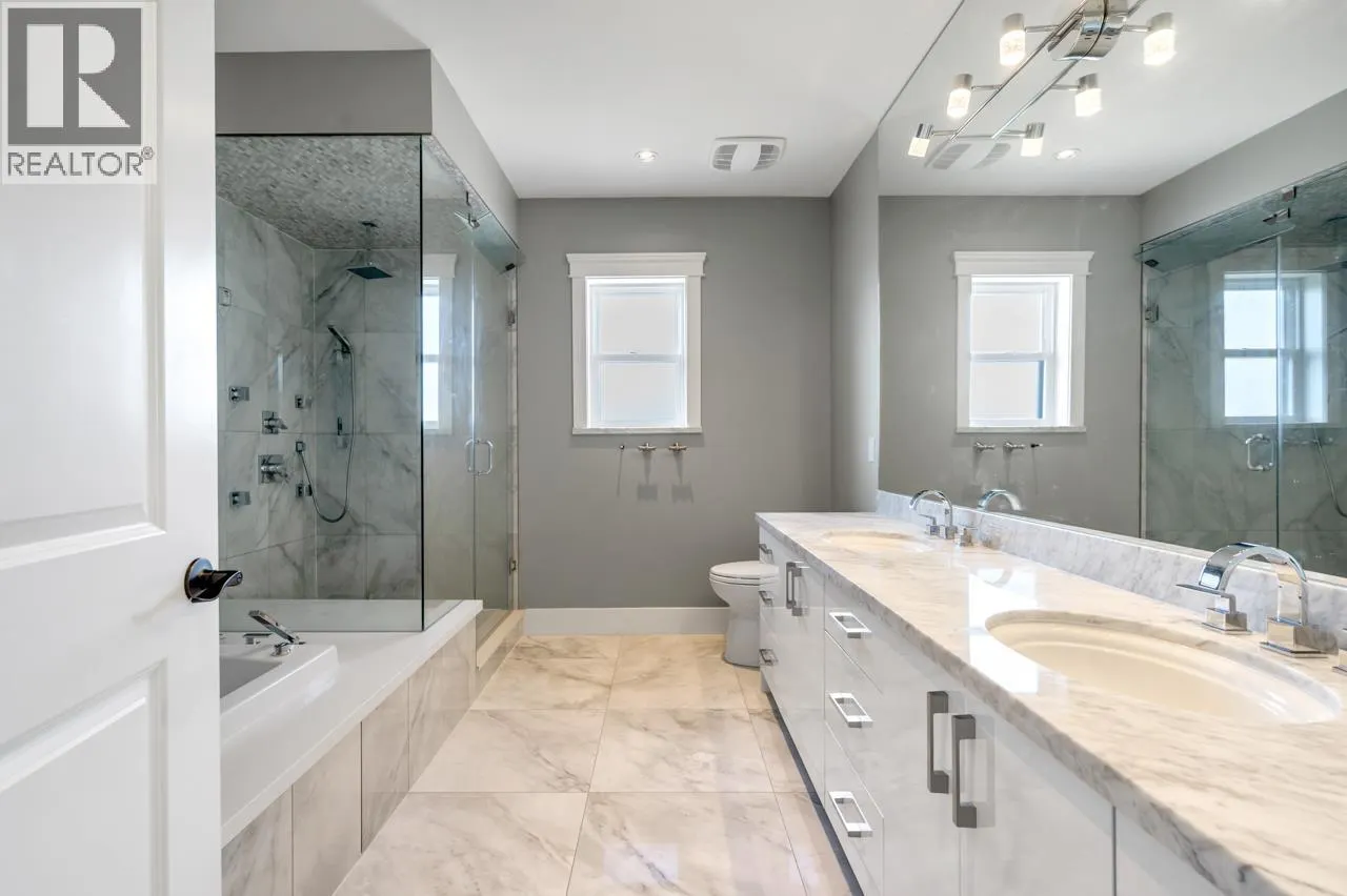 4591 TRIMARAN DRIVE