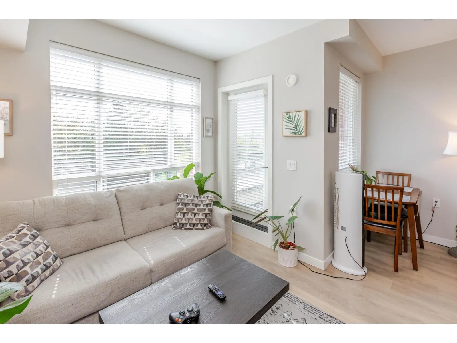 F204 20211 66 AVENUE