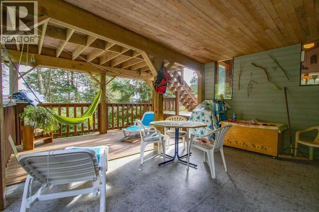 26 BRIGHTON BEACH