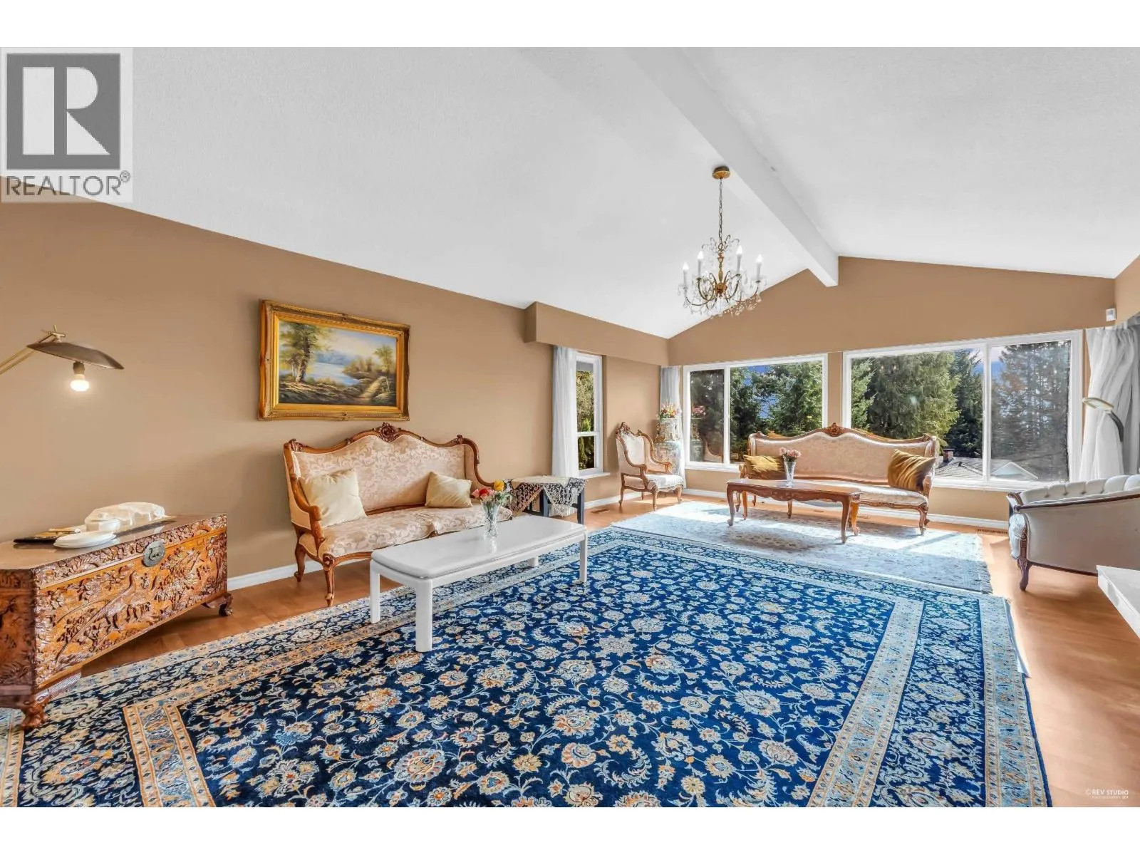 1181 CHARTWELL DRIVE