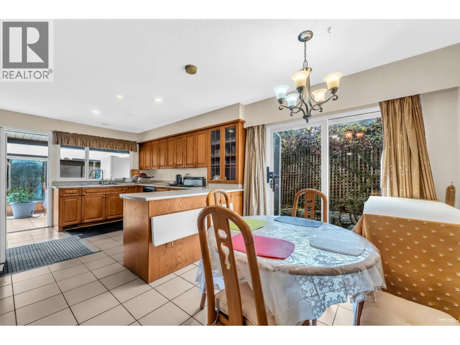 1181 CHARTWELL DRIVE