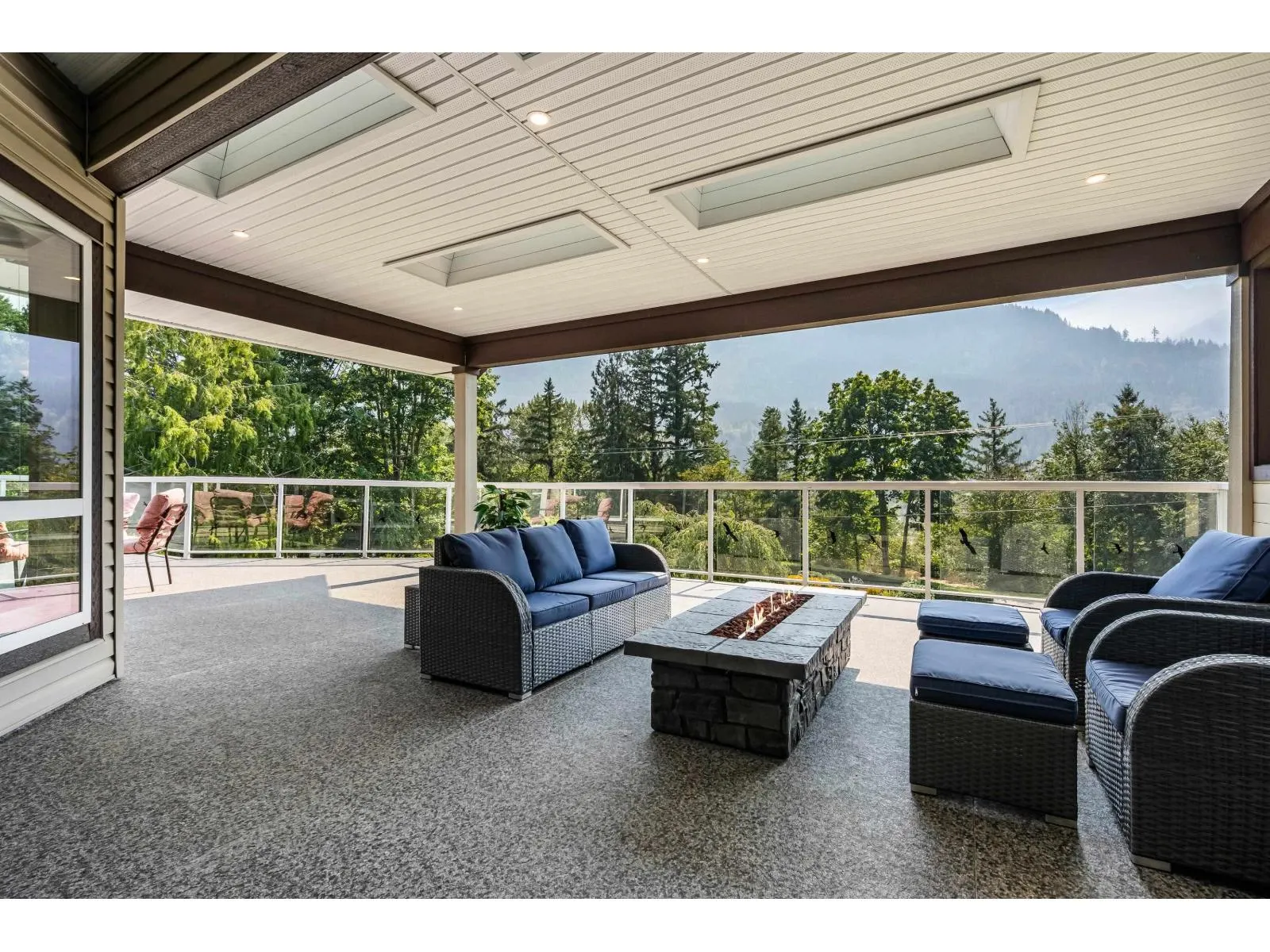 4360 ESTATE DRIVE|Chilliwack River Valley