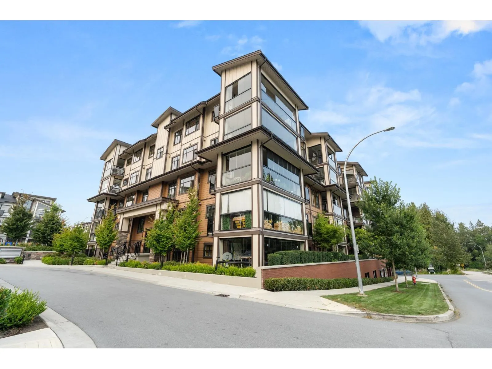 210 20376 86 AVENUE