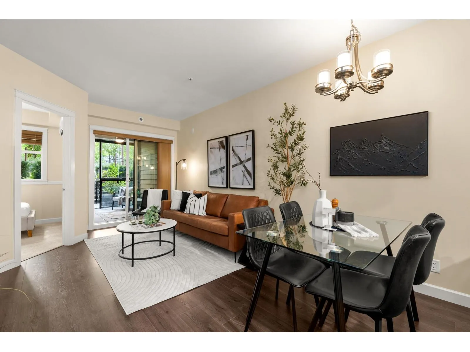 210 20376 86 AVENUE