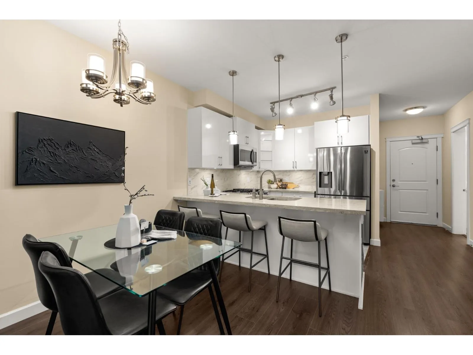 210 20376 86 AVENUE