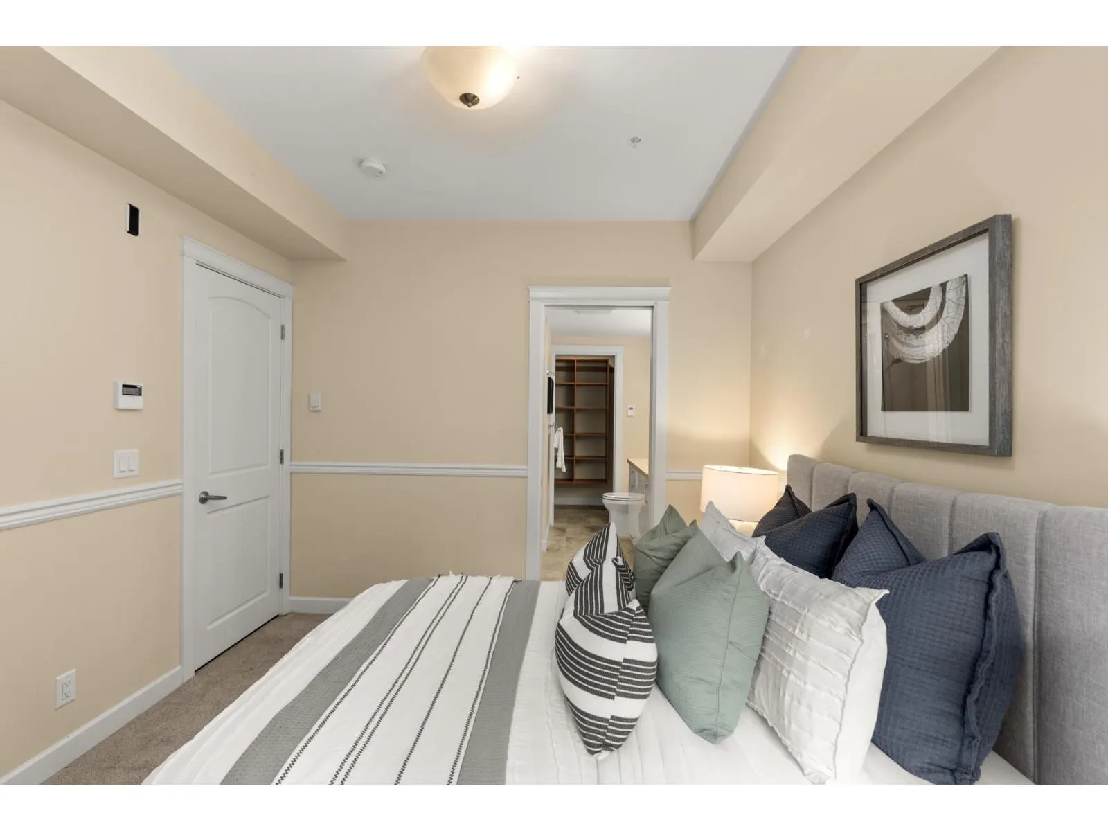 210 20376 86 AVENUE