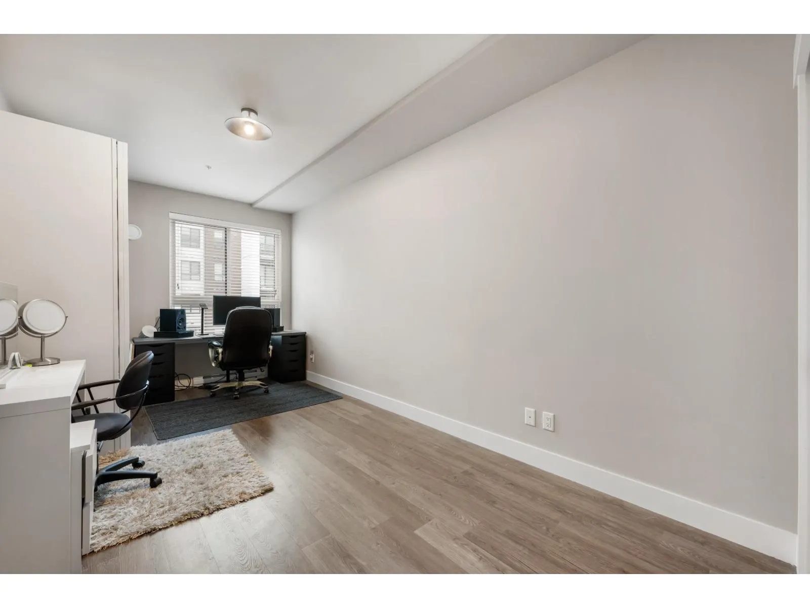 B308 20838 78B AVENUE
