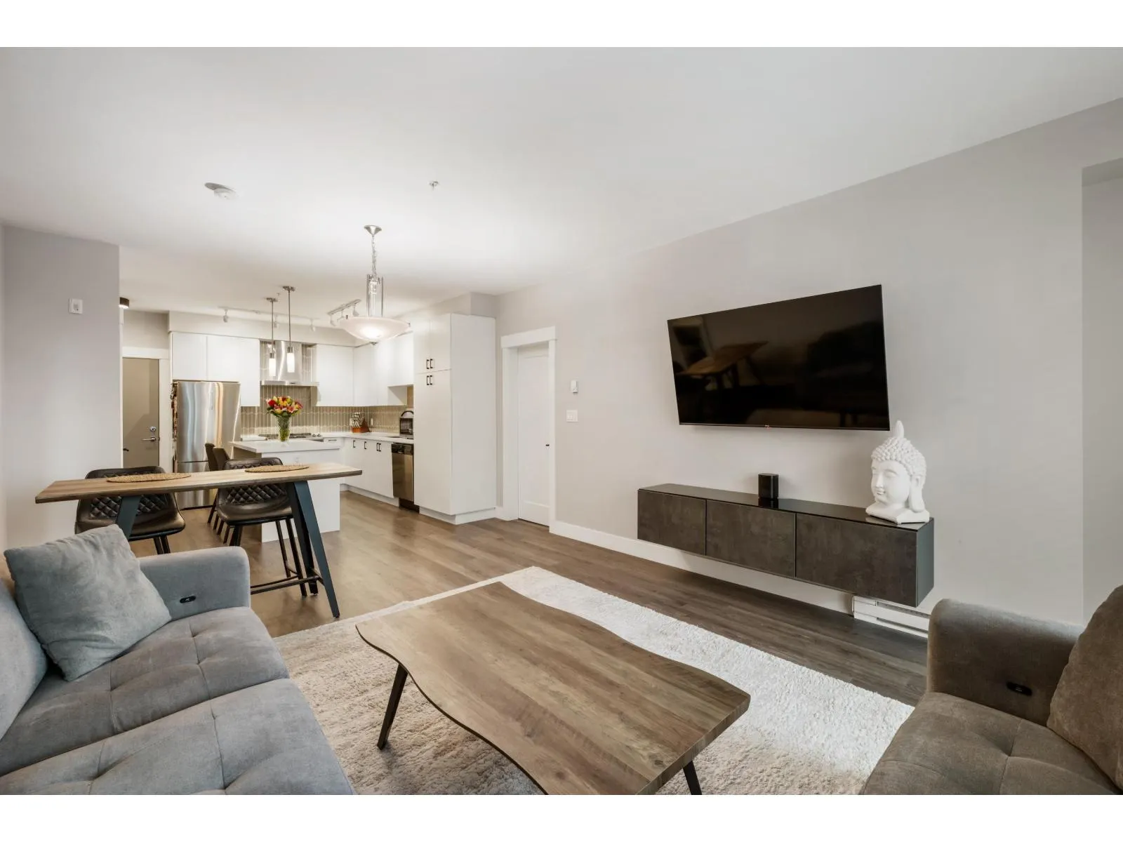 B308 20838 78B AVENUE
