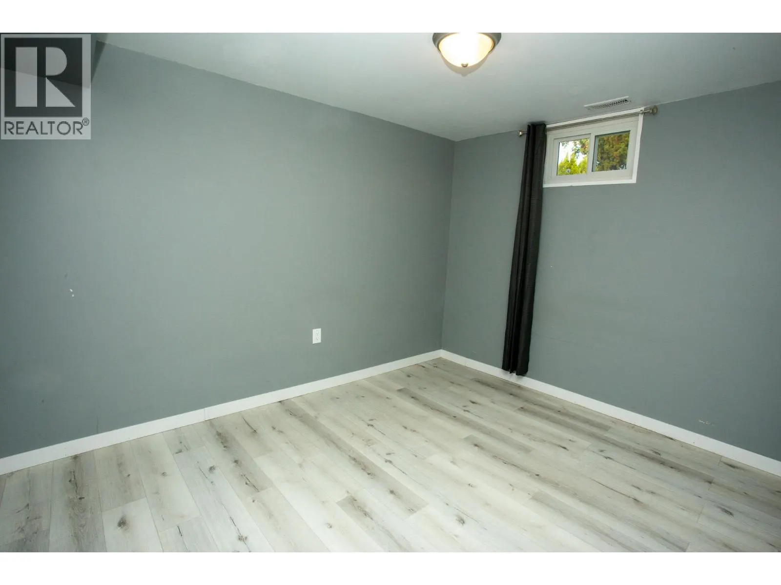 2670 VANIER DRIVE