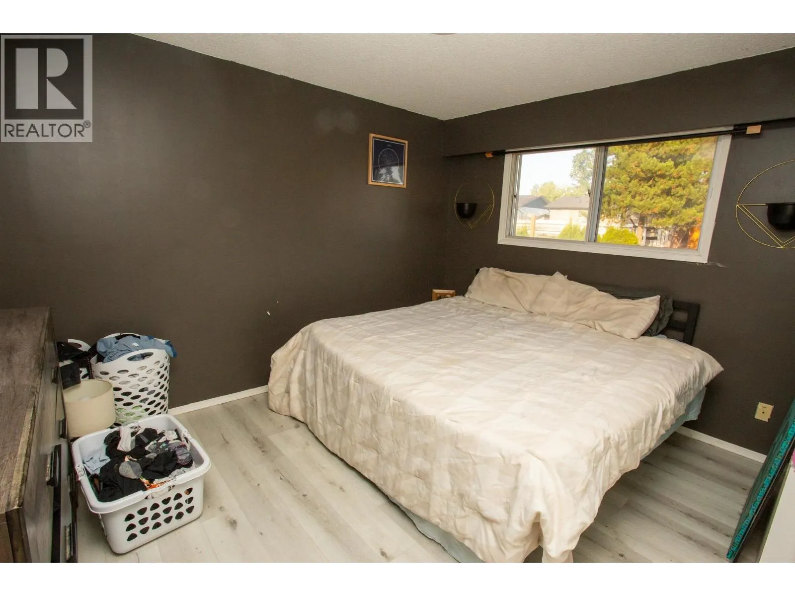 2670 VANIER DRIVE