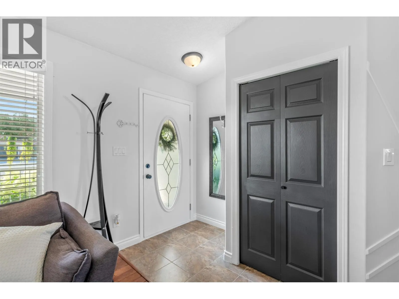 6689 WESTMOUNT CRESCENT