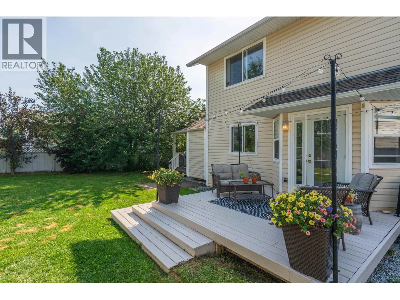 6689 WESTMOUNT CRESCENT