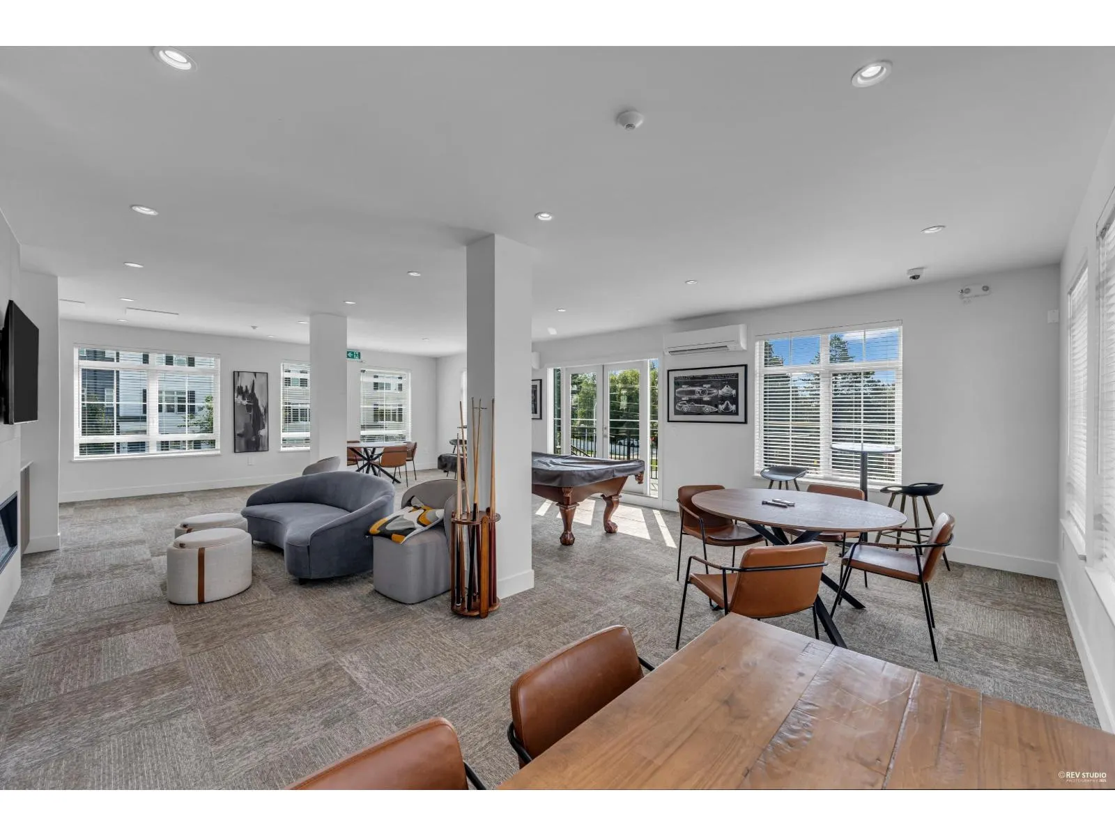87 2070 OAK MEADOWS DRIVE