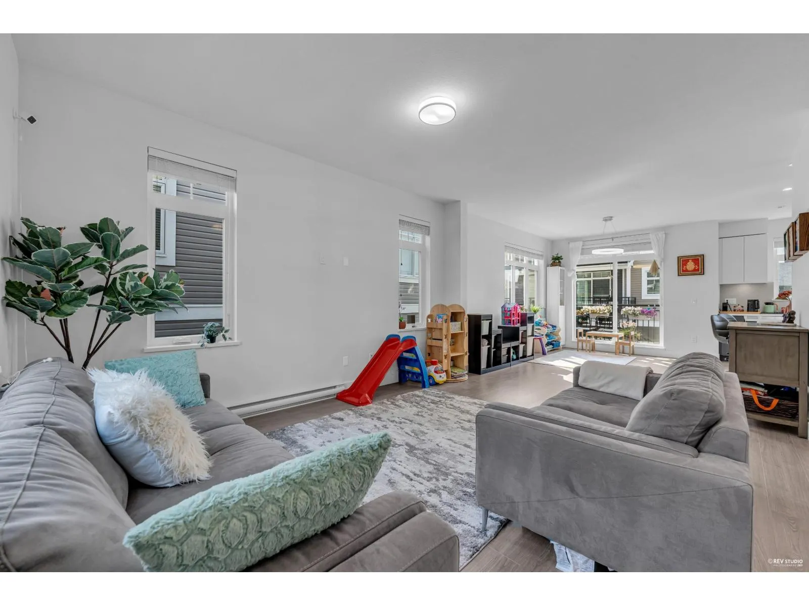 87 2070 OAK MEADOWS DRIVE