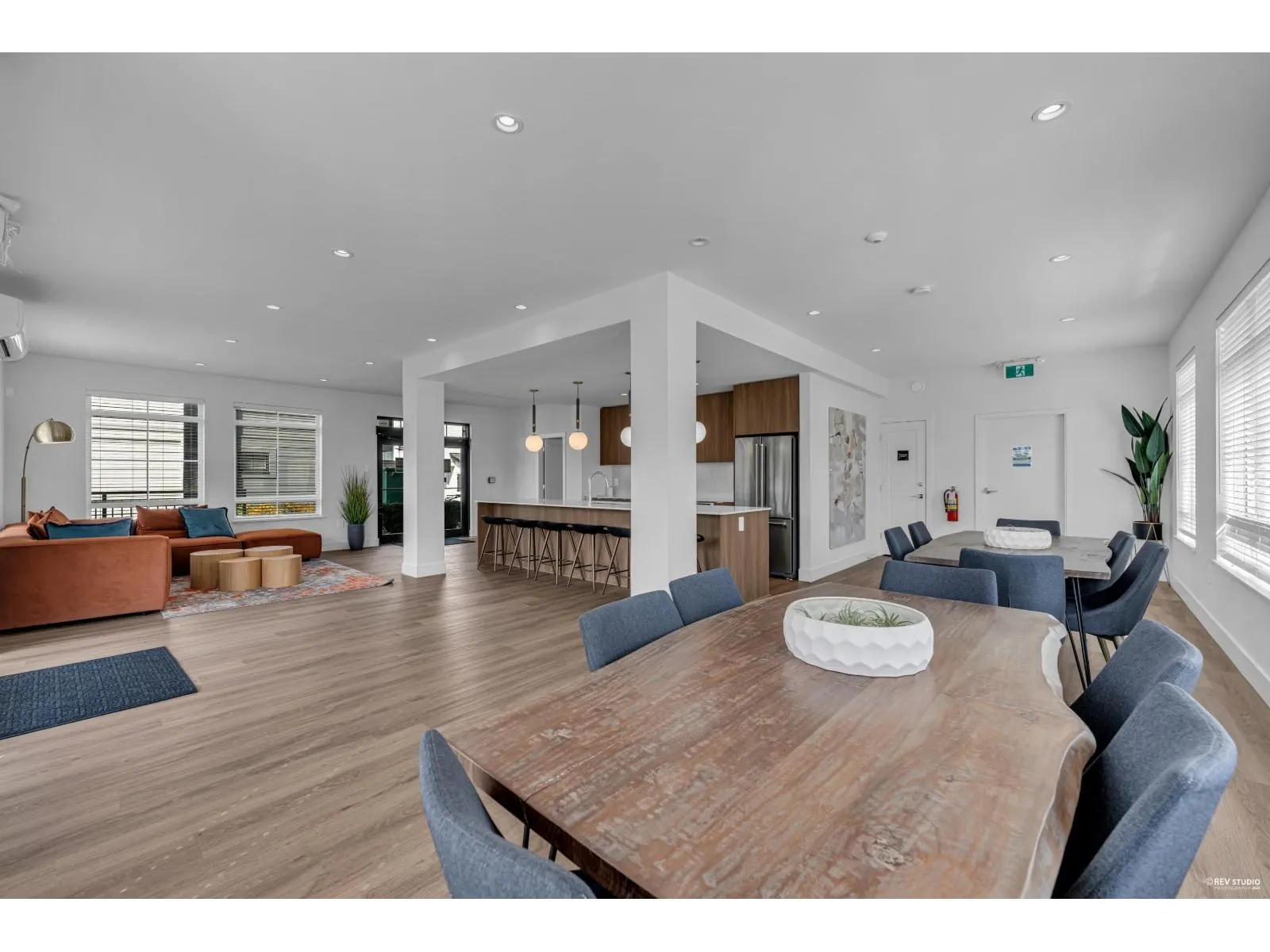 87 2070 OAK MEADOWS DRIVE
