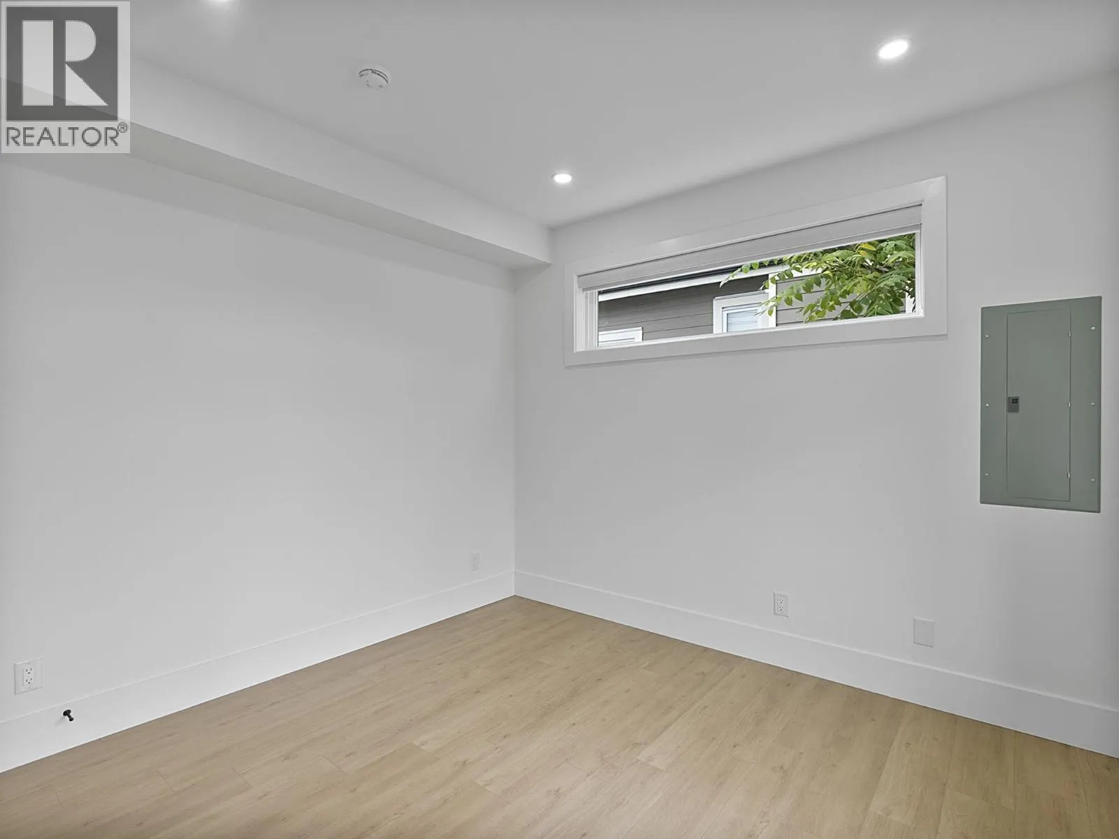 218 OSBORNE AVENUE