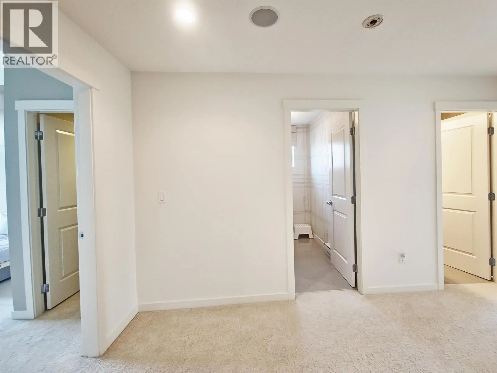 14 5510 ADMIRAL WAY
