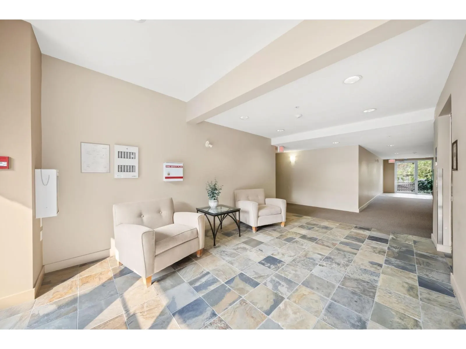 305 19388 65 AVENUE