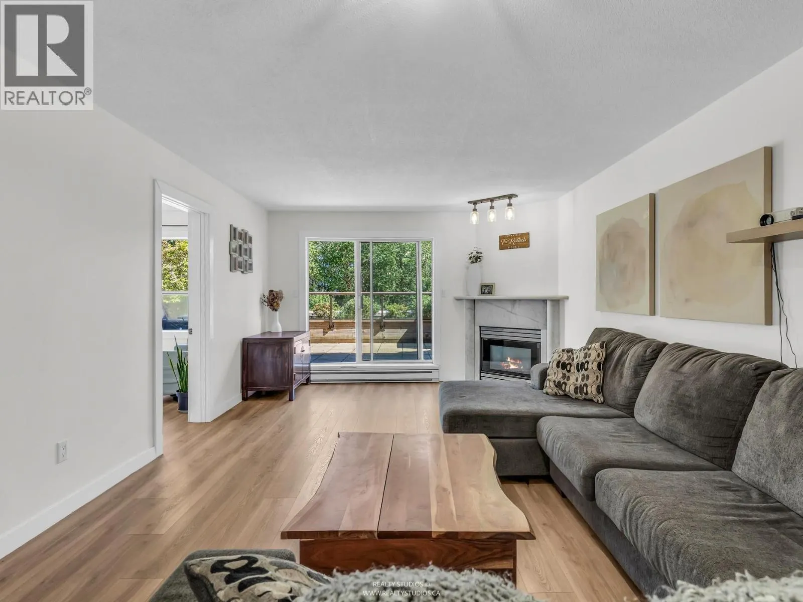 305 1500 OSTLER COURT