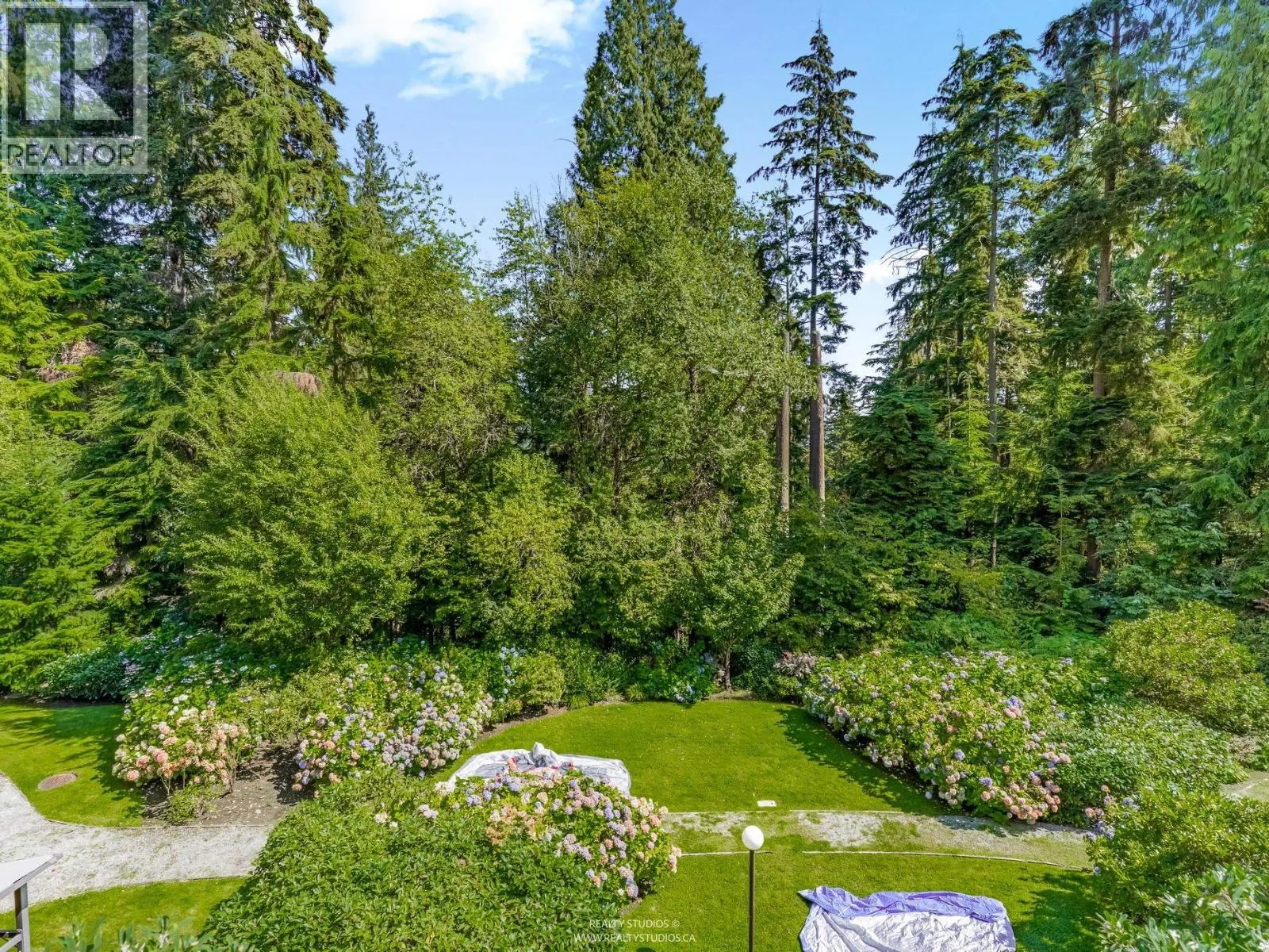 305 1500 OSTLER COURT
