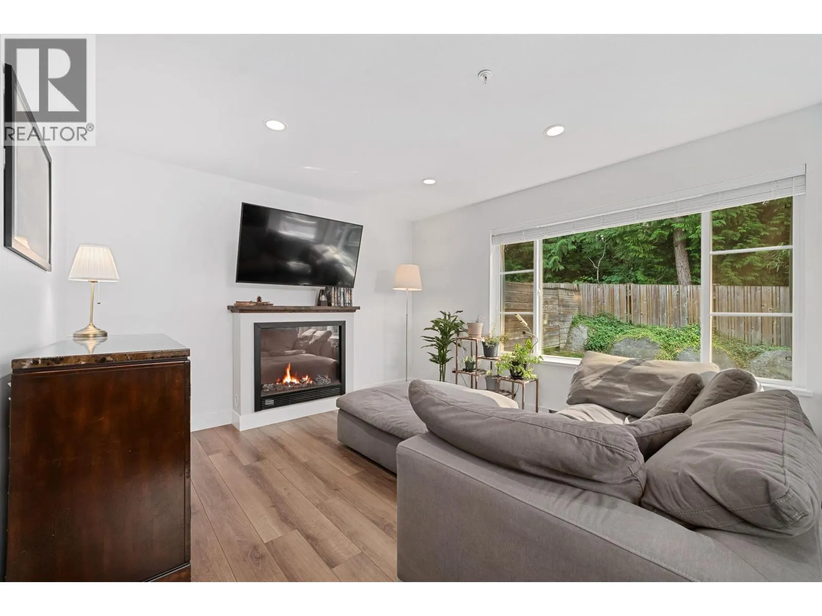 34 23651 132 AVENUE