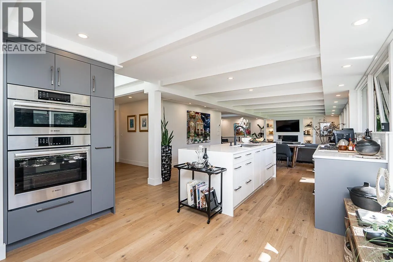 6070 MARINE DRIVE