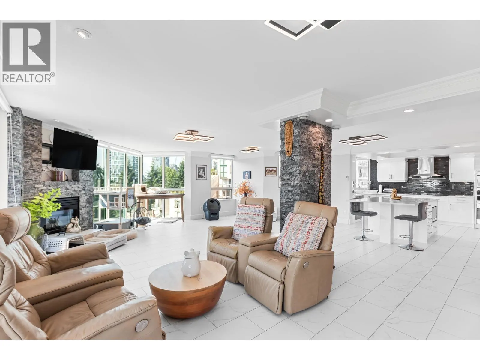 701 1190 PIPELINE ROAD