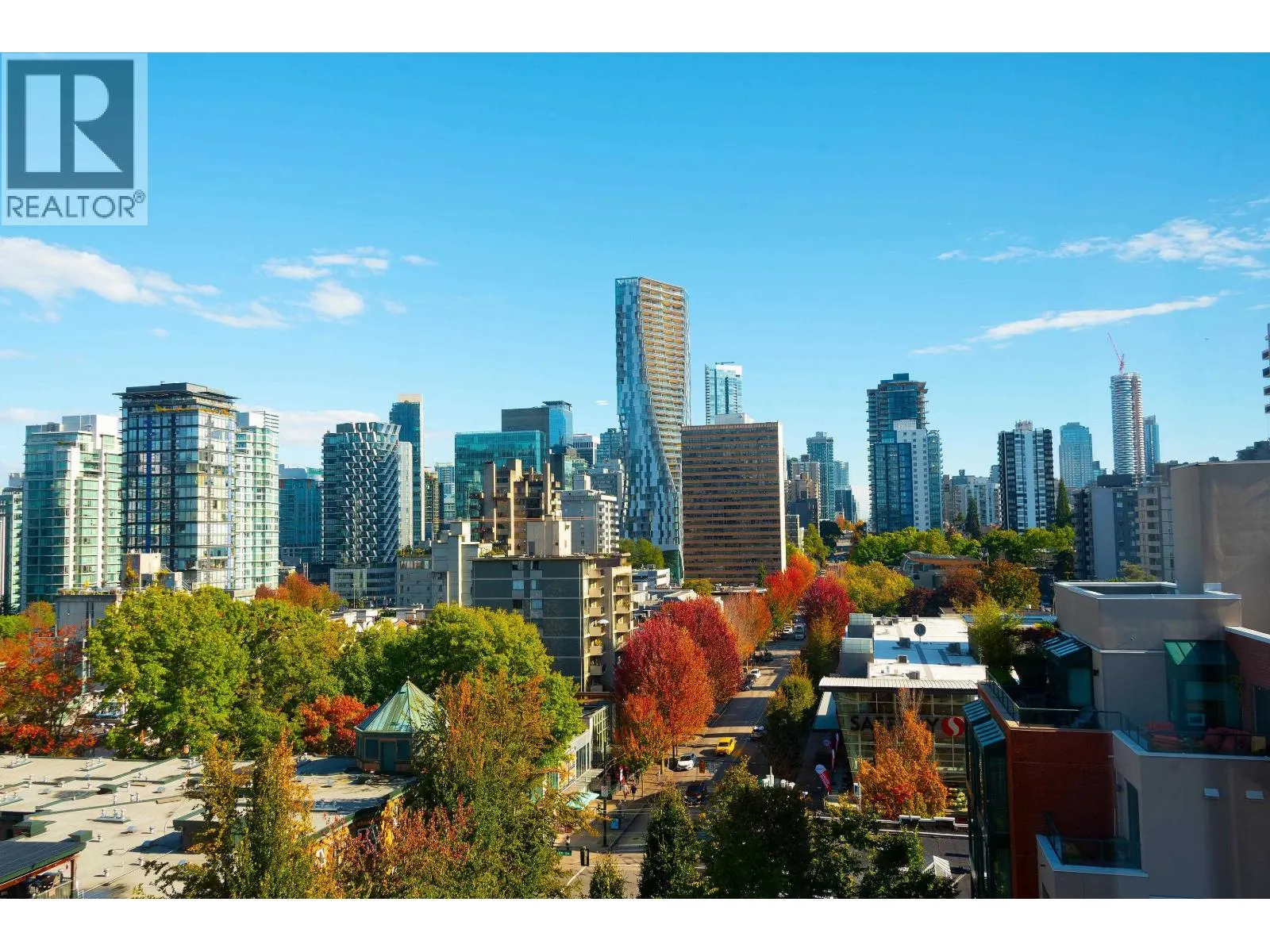 902 1860 ROBSON STREET