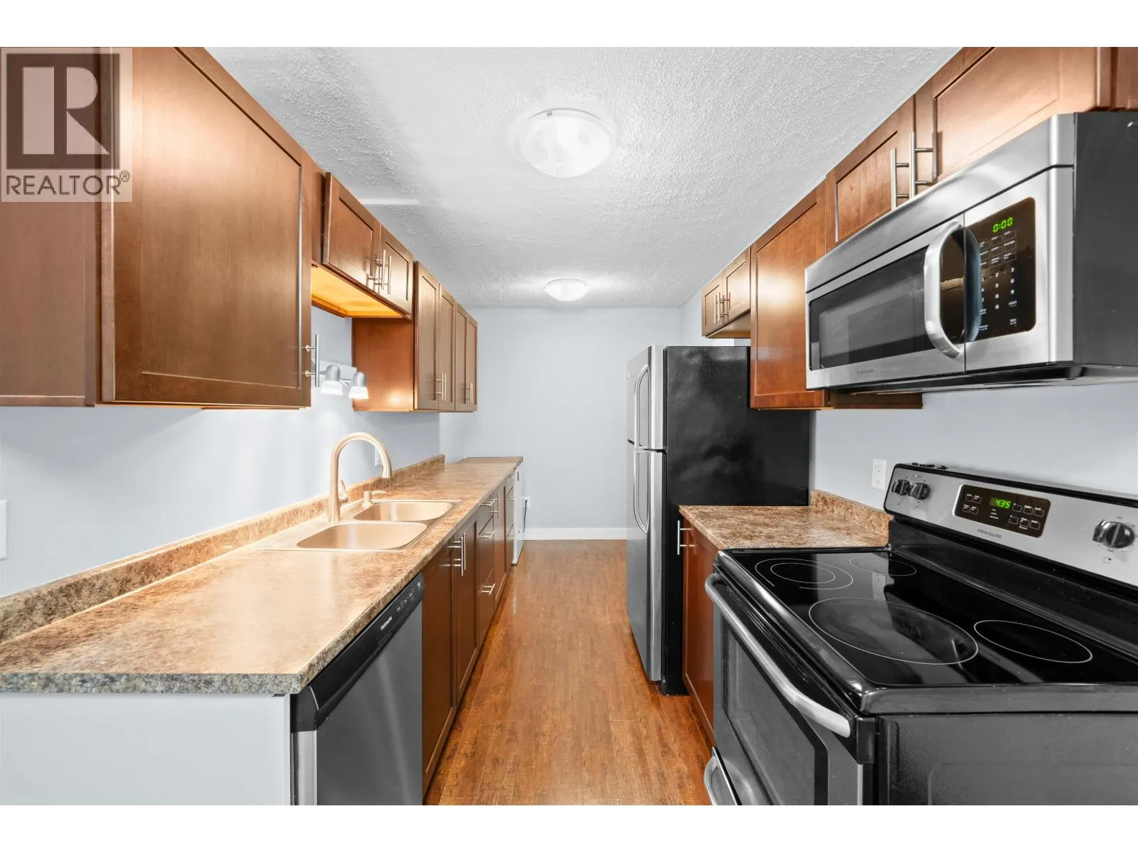 201 3901 CARRIGAN COURT