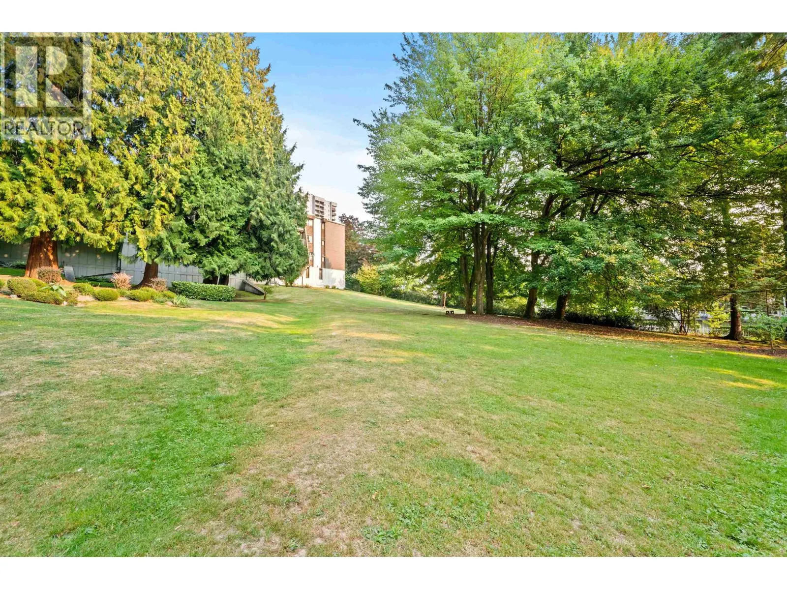 201 3901 CARRIGAN COURT