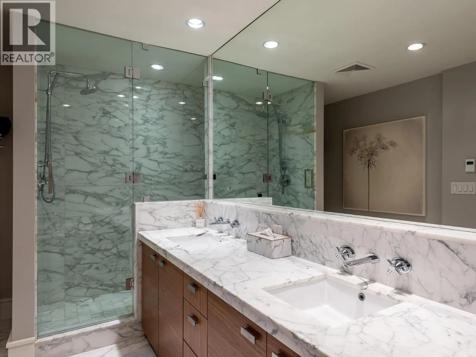 25 7124 NANCY GREENE DRIVE