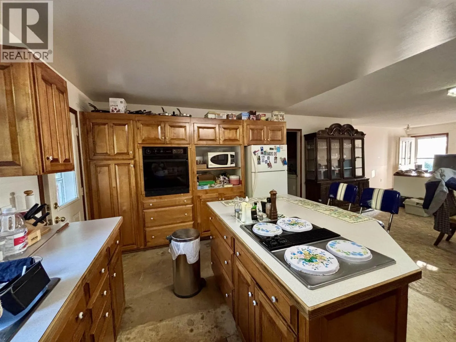 7788 THOMPSON DRIVE