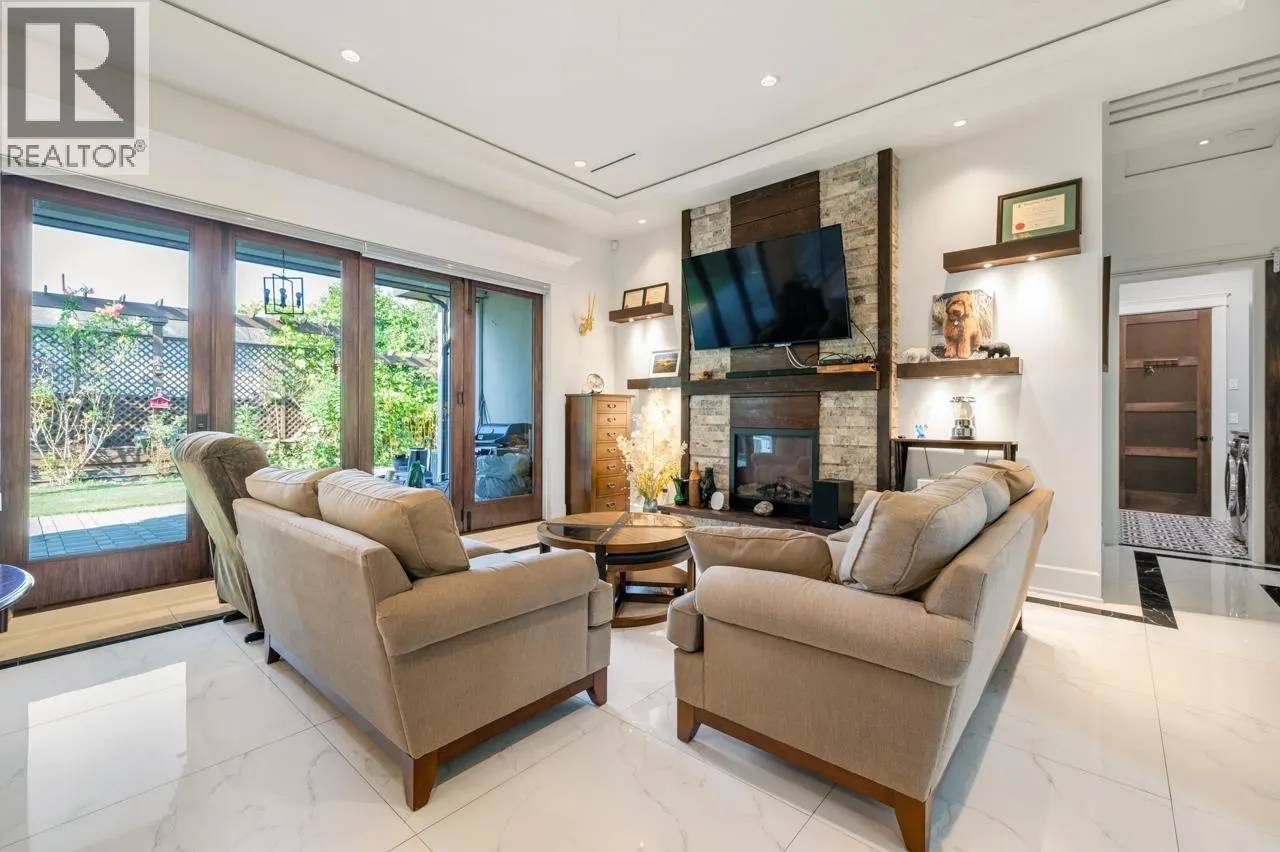 6599 YEATS CRESCENT