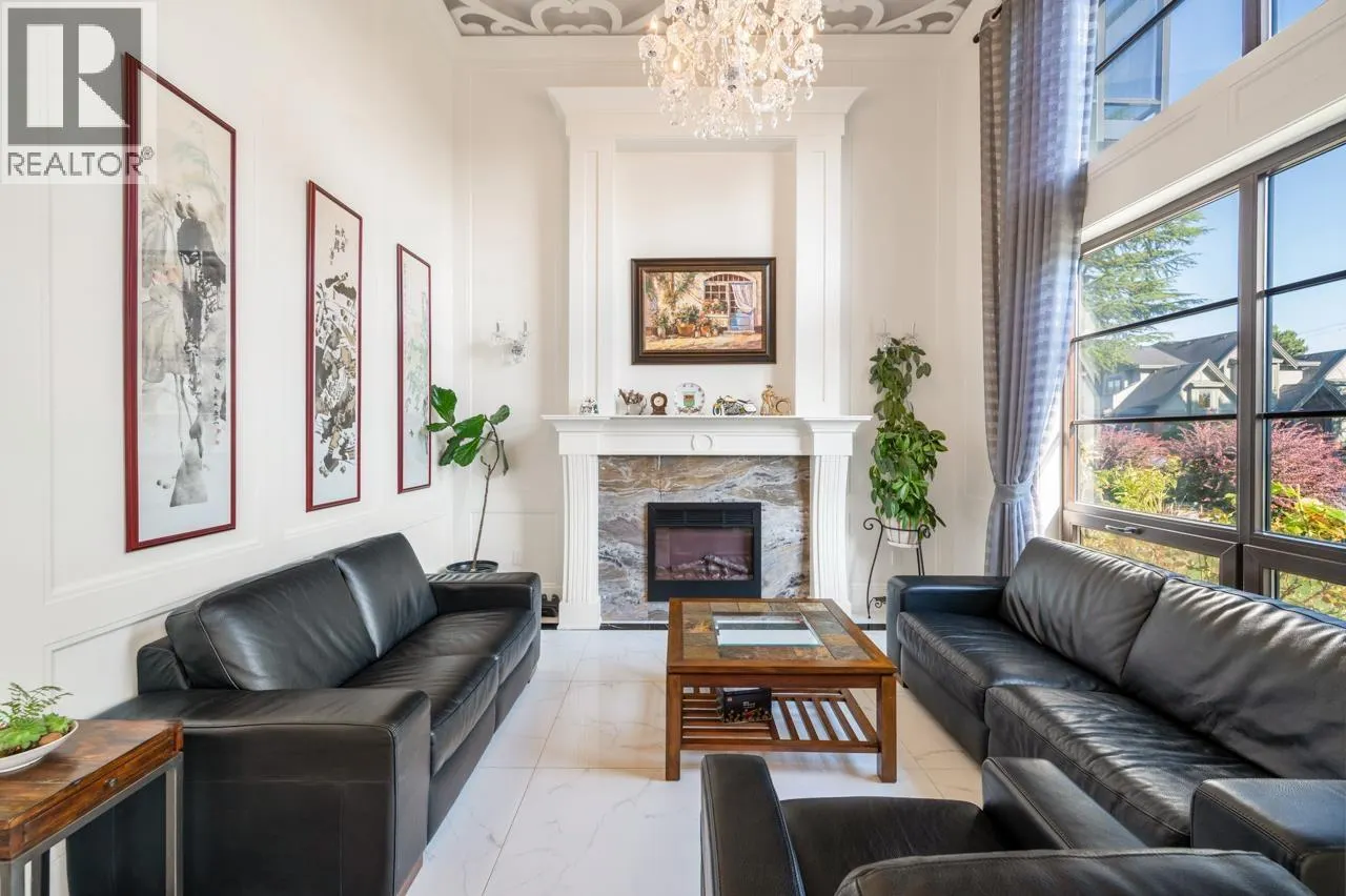 6599 YEATS CRESCENT