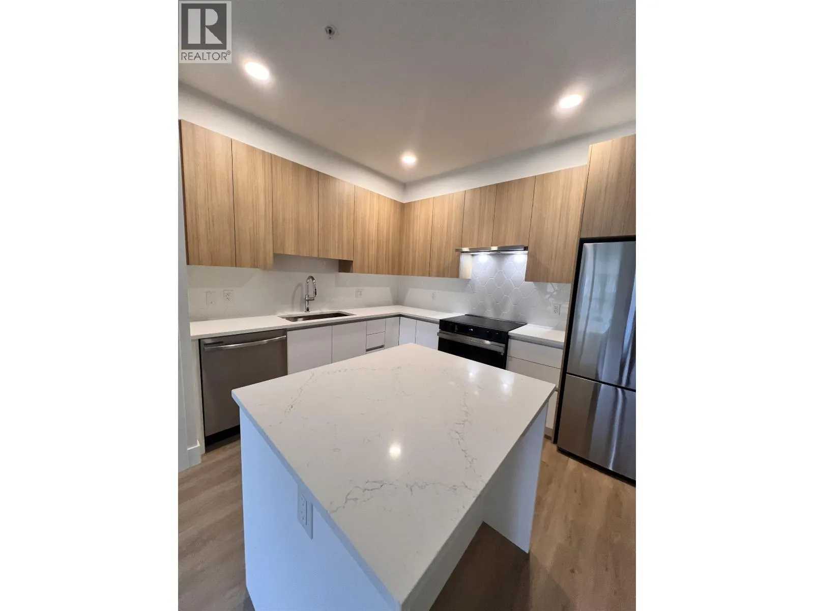 205 11907 223 STREET