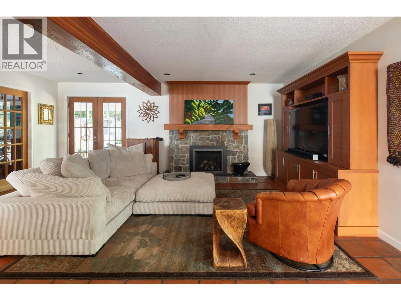 5439 INDIAN RIVER DRIVE