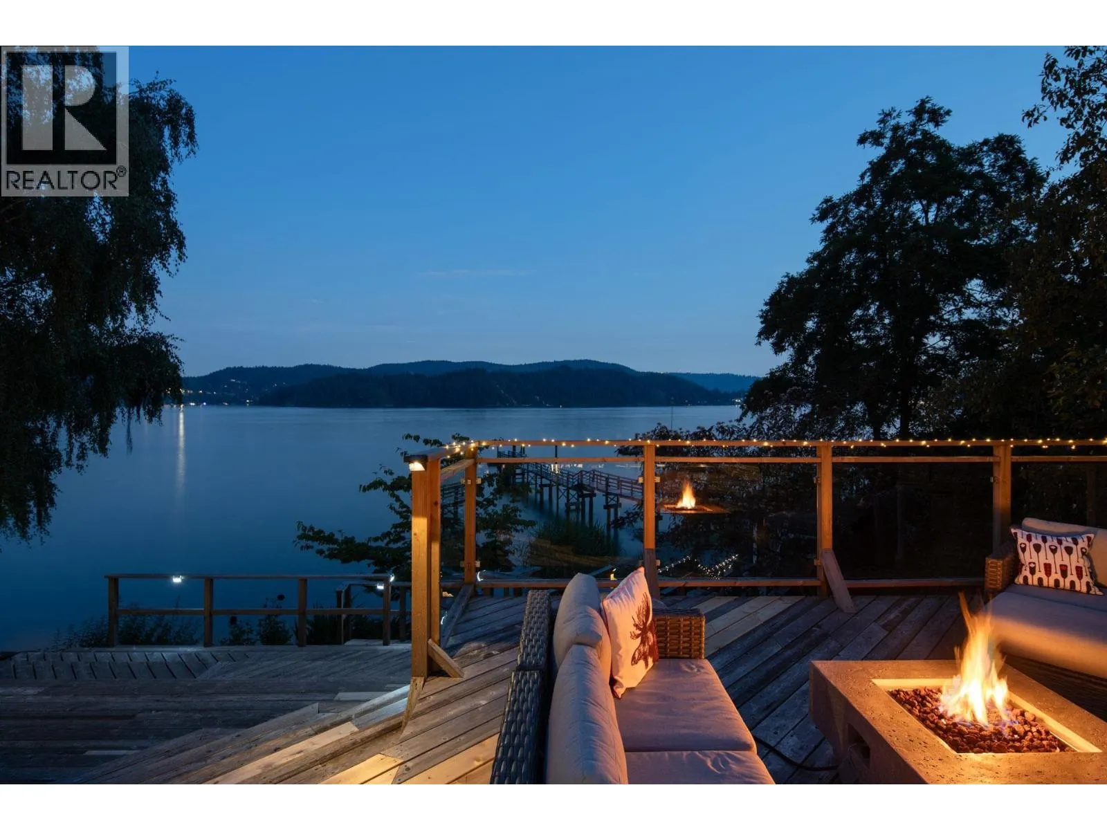 5439 INDIAN RIVER DRIVE