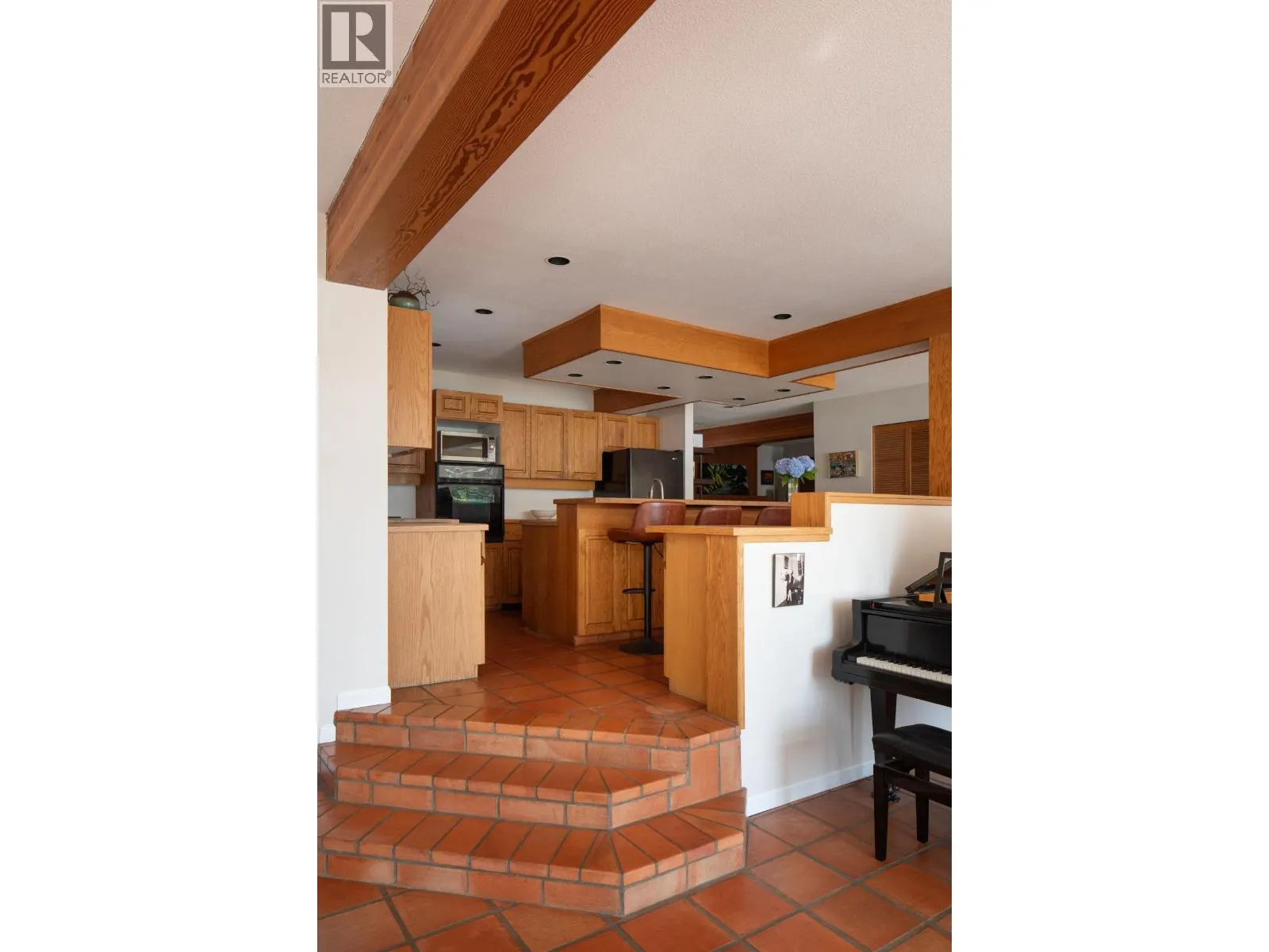 5439 INDIAN RIVER DRIVE