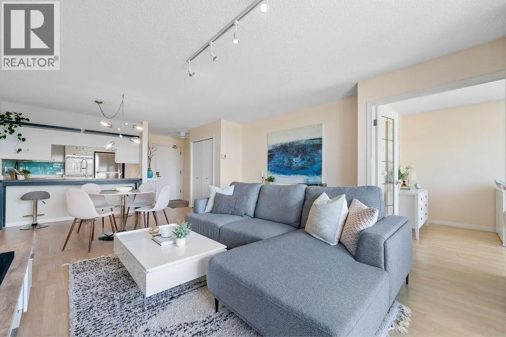 502 1065 QUAYSIDE DRIVE