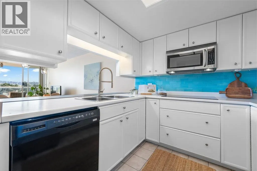 502 1065 QUAYSIDE DRIVE