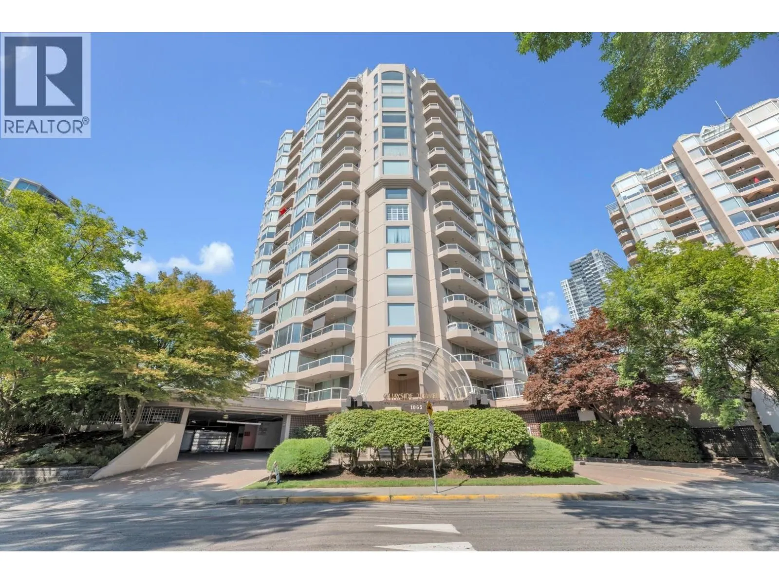 1205 1065 QUAYSIDE DRIVE