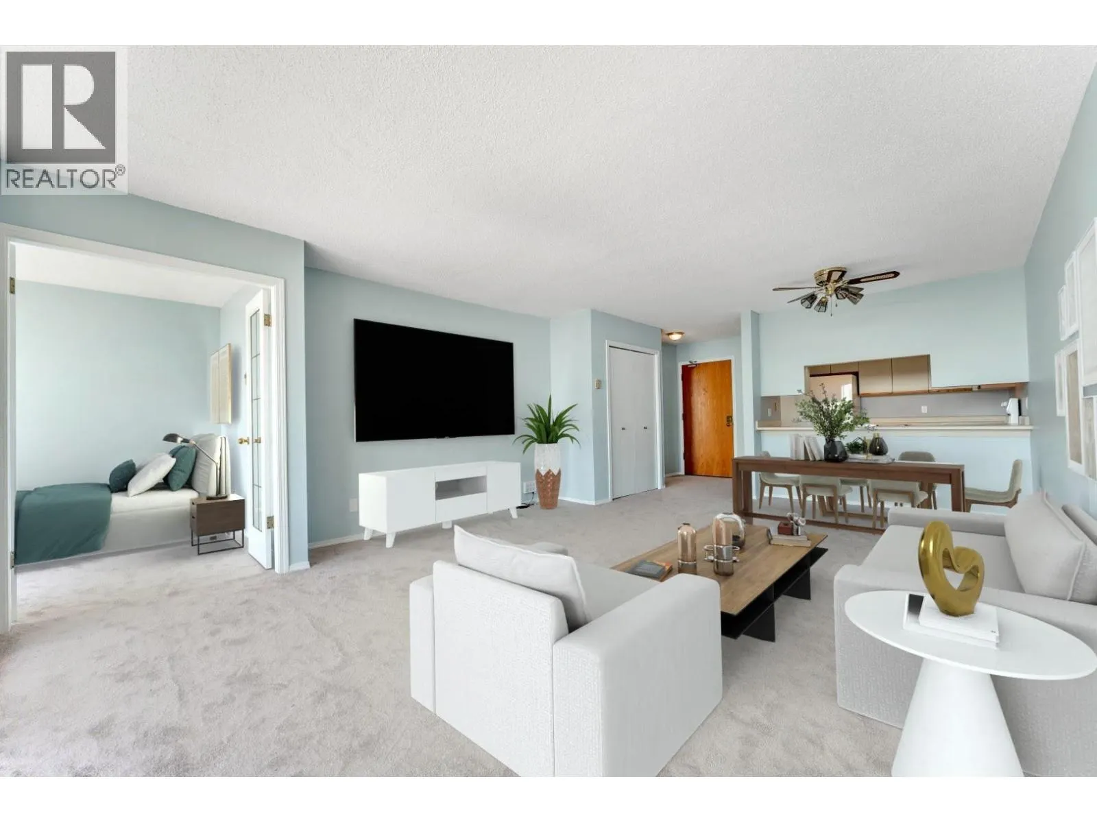 1205 1065 QUAYSIDE DRIVE