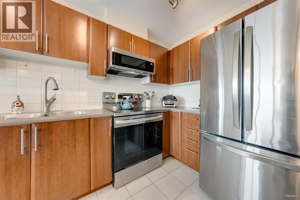 3003 1178 HEFFLEY CRESCENT