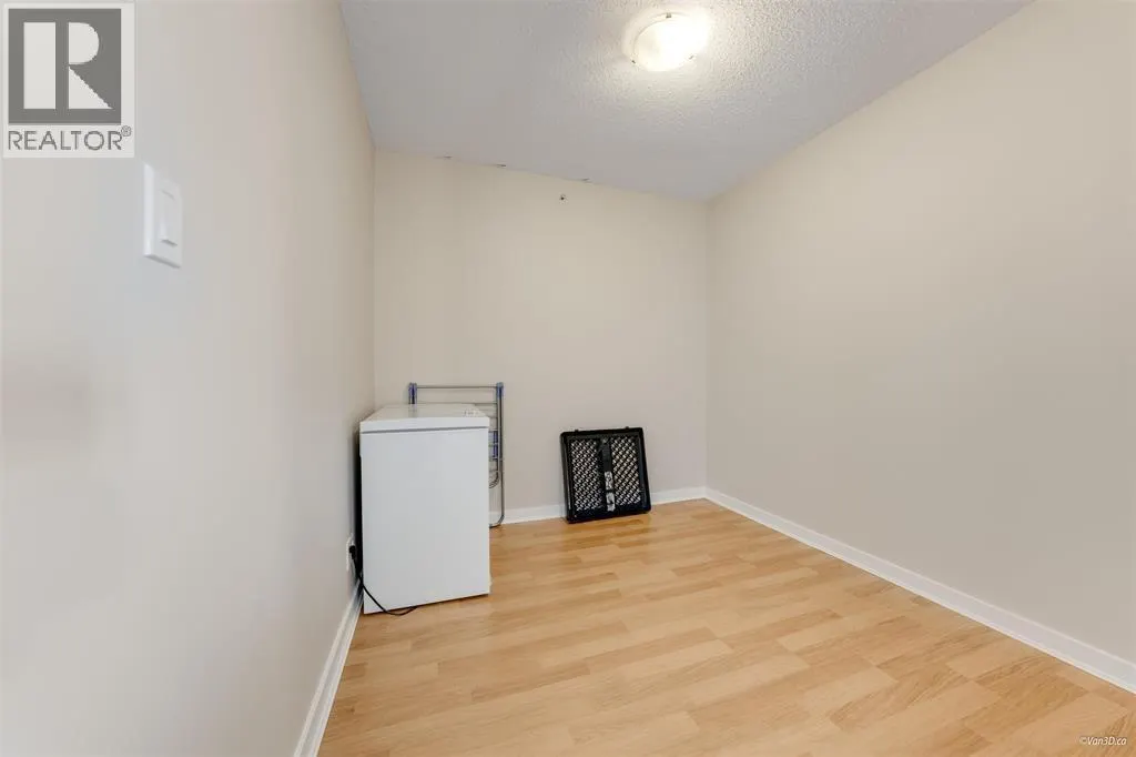 3003 1178 HEFFLEY CRESCENT