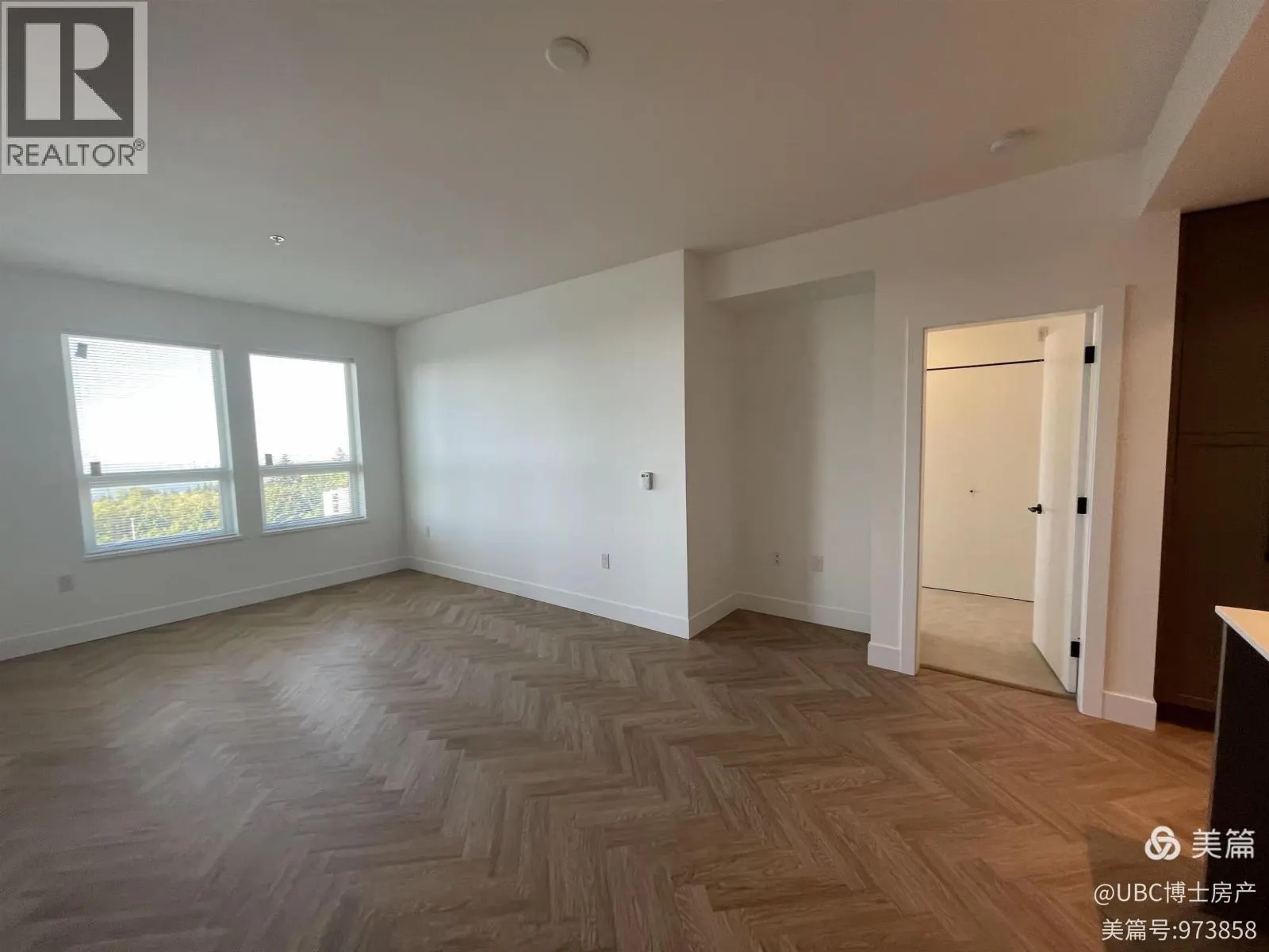 306 9228 SLOPE MEWS