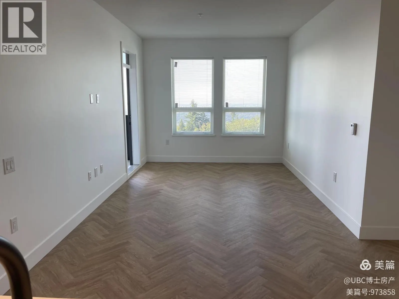 306 9228 SLOPE MEWS