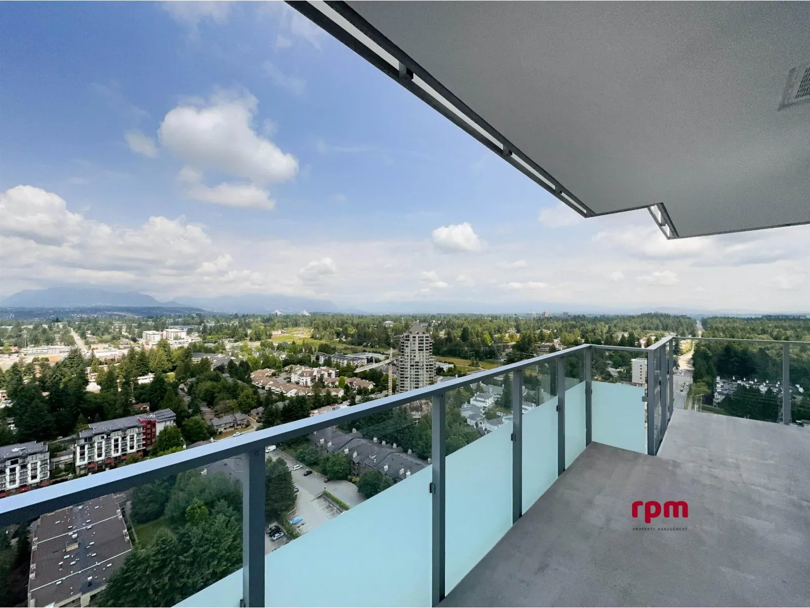 34xx 13778 100 AVENUE