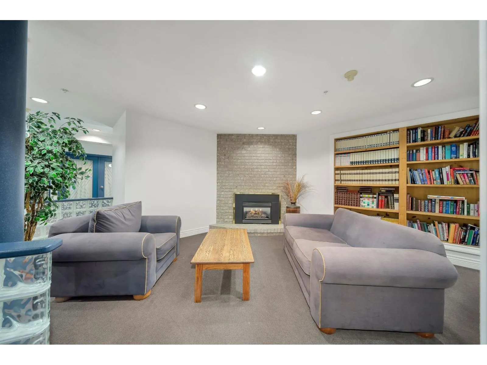 408 20237 54 AVENUE